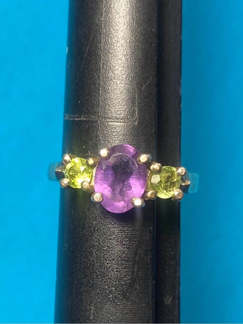 Purple Amethyst Center Ring with Green Peridot Sterling Silver size 6